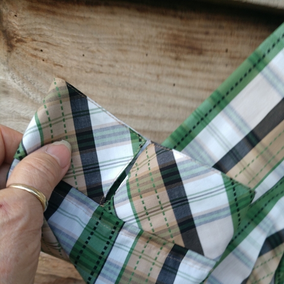 SOLD  Kim Rogers Woman's Plaid Top Button Front Wrinkle Resists 3/4 Sleeves NWT. - Picture 7 of 12
